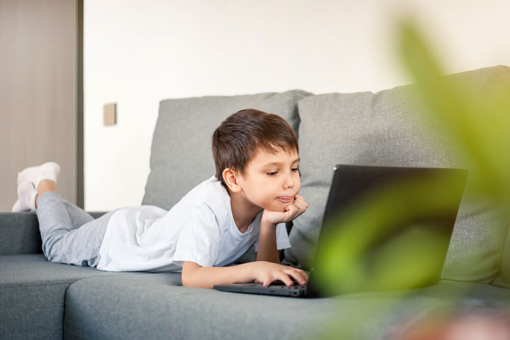 Onanizm dziecięcy – jak zmierzyć się z problemem?